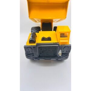 Vintage 1998 NuToyZ Yellow Dump Truck Construction Toy Large Wheels Plastic